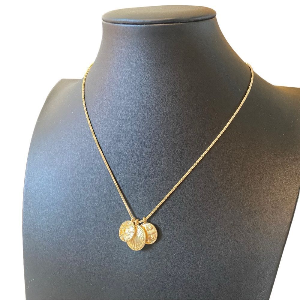 Gold Toned Coin Charm Necklace. - Picture 3 of 6
